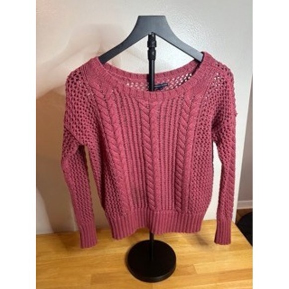 American Eagle Outfitters Dusty Rose Cable Knit Crochet Sweater Womens XS - Picture 3 of 4
